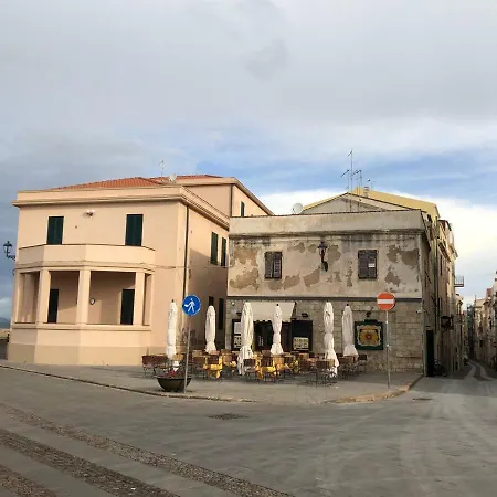 Cavour 84 * Alghero